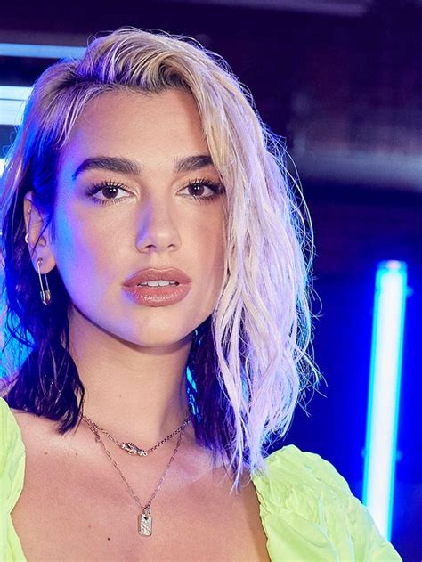 dua lipa face shape.